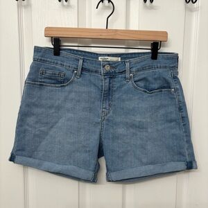 Light Wash Cuffed Denim Shorts | Levi’s 10 (W30)